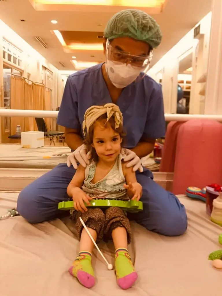 نتائج مذهلة بعد 3 أشهر من العلاج بالخلايا الجذعية للشلل الدماغي